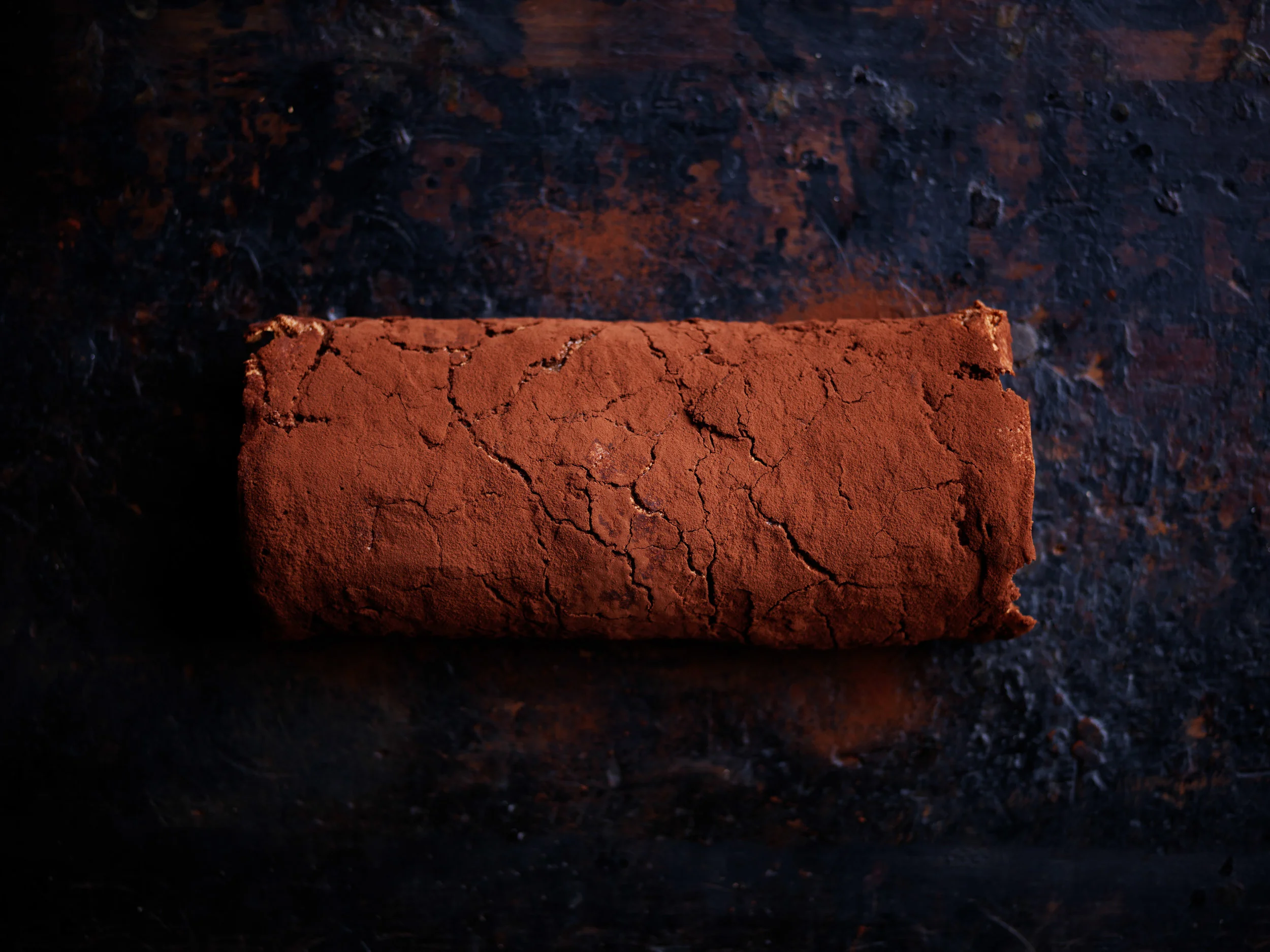 Raspberry chocolate log02.jpg