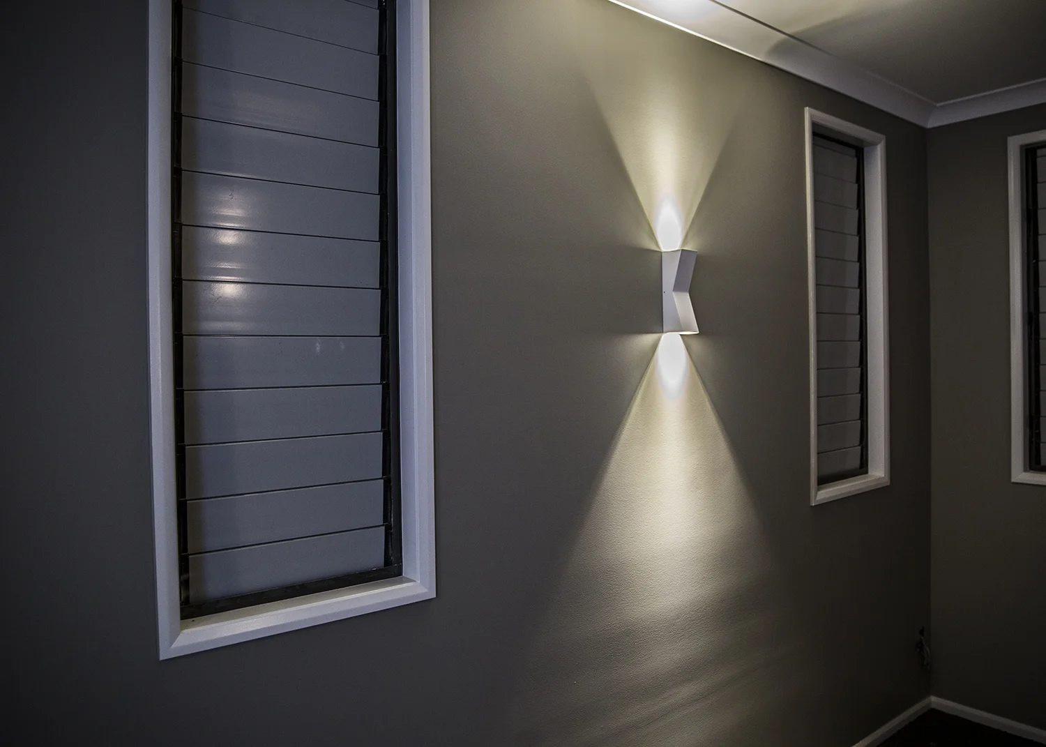 LED Up down feature light.jpg