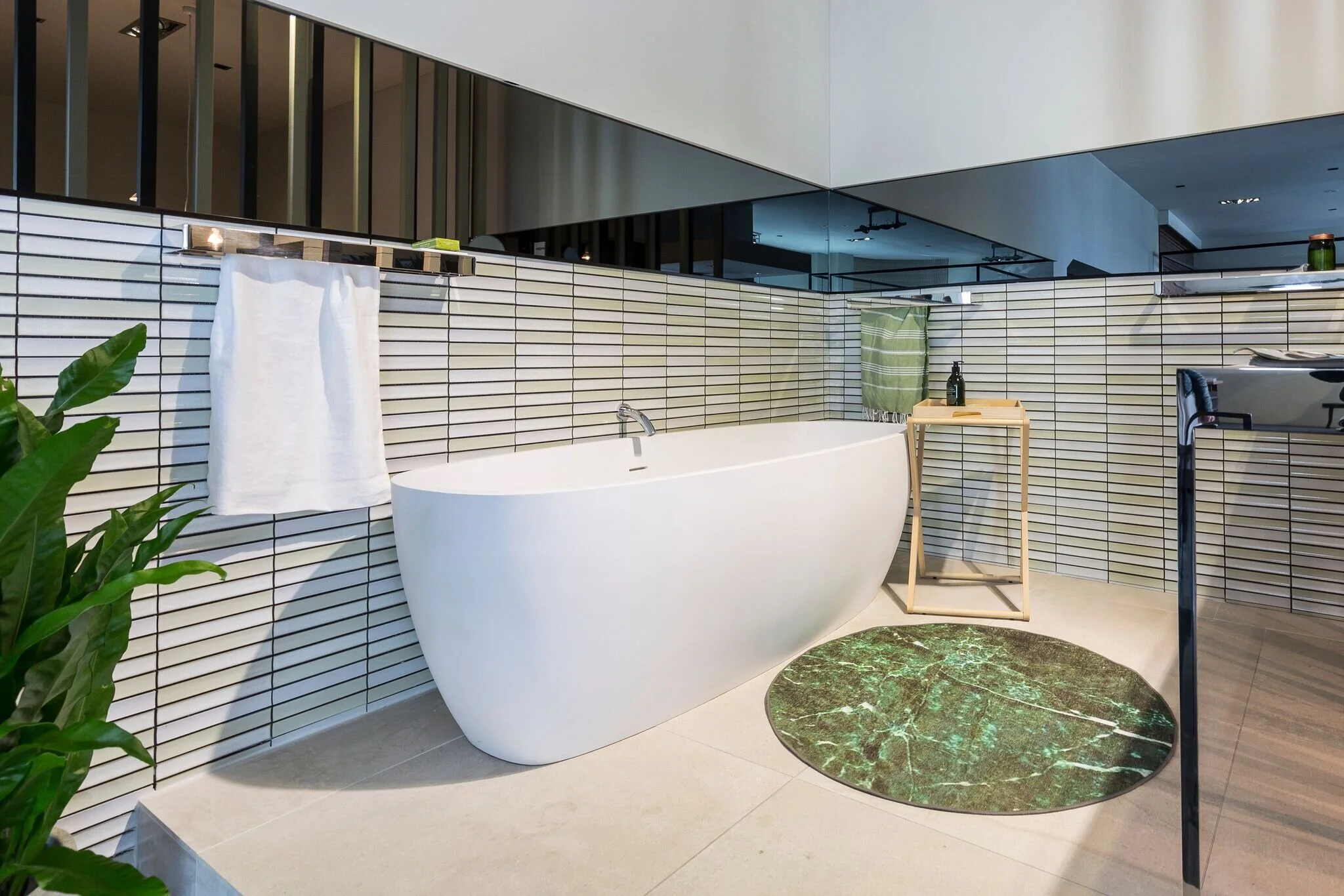 SAIRIN BATHROOM 2.jpg