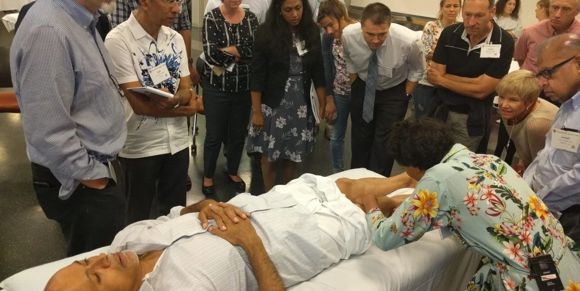   You have five minutes to teach a medical technique. Go!  
