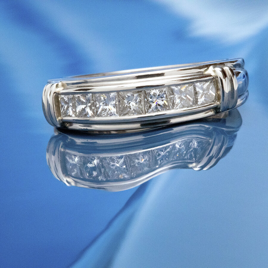 Anniversary Ring-83-E5-C2Web.jpg