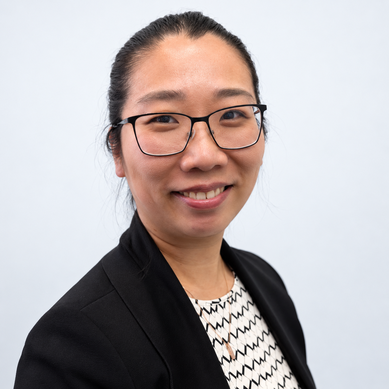 Dr Guan Ye