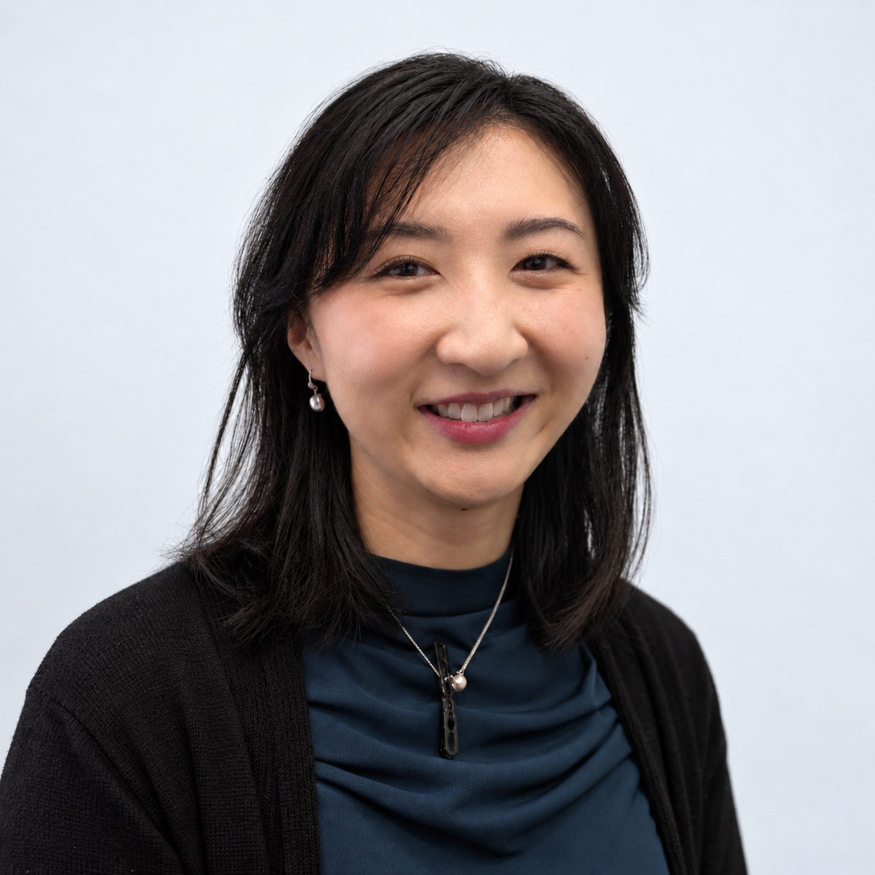 Dr Isabella Liu