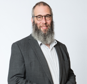 Rabbi_web_Boardv3-300x289.png
