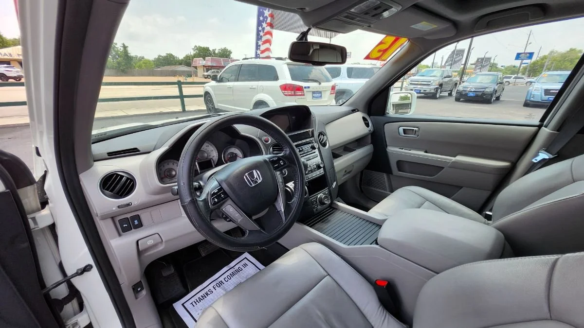 5515 2015 Honda Pilot — Fisher's Auto Sales