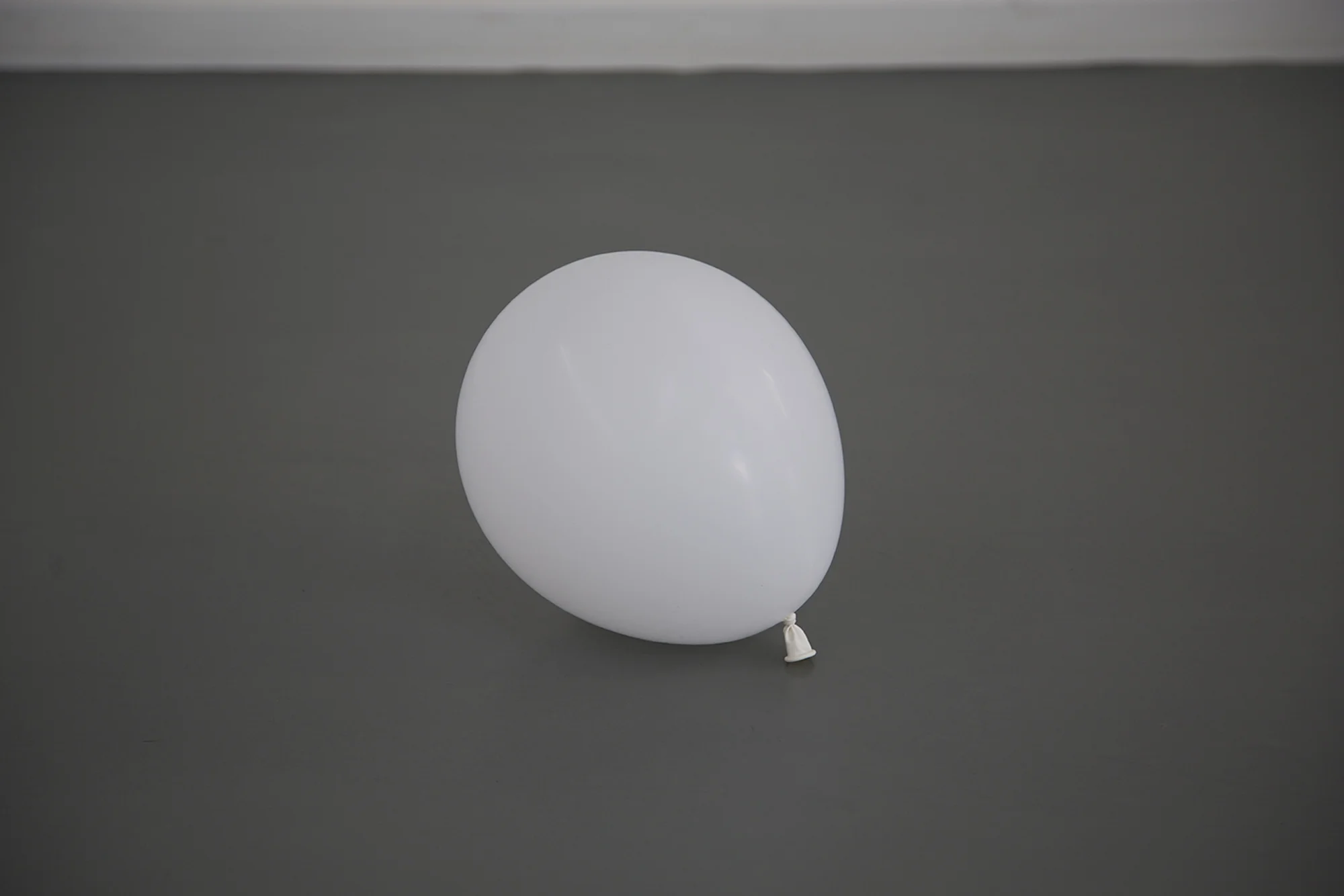 Souffles d'Artistes (work by Stéphanie Saadé and Charbel-joseph H. Boutros) 2016 Inflated balloon, breaths of two artists in love