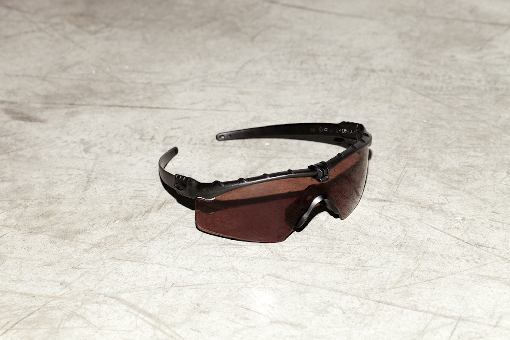  sun and sand worship (detail) 2016 Oakley Standard Issue 3.0 Ballistic M Frame sunglasses (PRIZM TR22 lenses), ceramic tile, wood, plasti dip 20 x 4 x 39 cm 