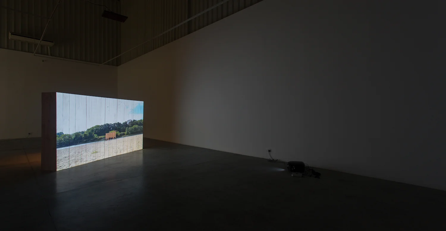 In a Move, to the Better Side 2012 Size: Variable Sound: Stereo Ratio: 1920 x 1080 Video Original Format: HDV 1920 x 1080 DVD Format: MPEG-2 Single Channel Projection 00:05:12 3 + 1AP