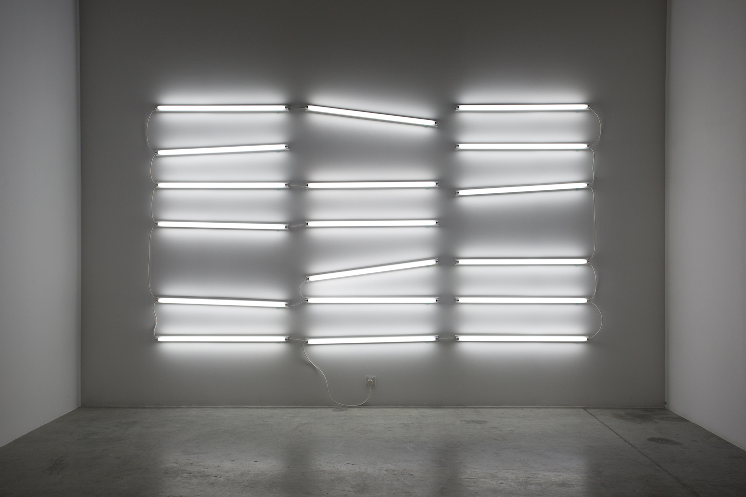  Doubt in the definite 2014 18 white tube lights Variable dimensions (complete installation on display – 220 x 401 cm) 