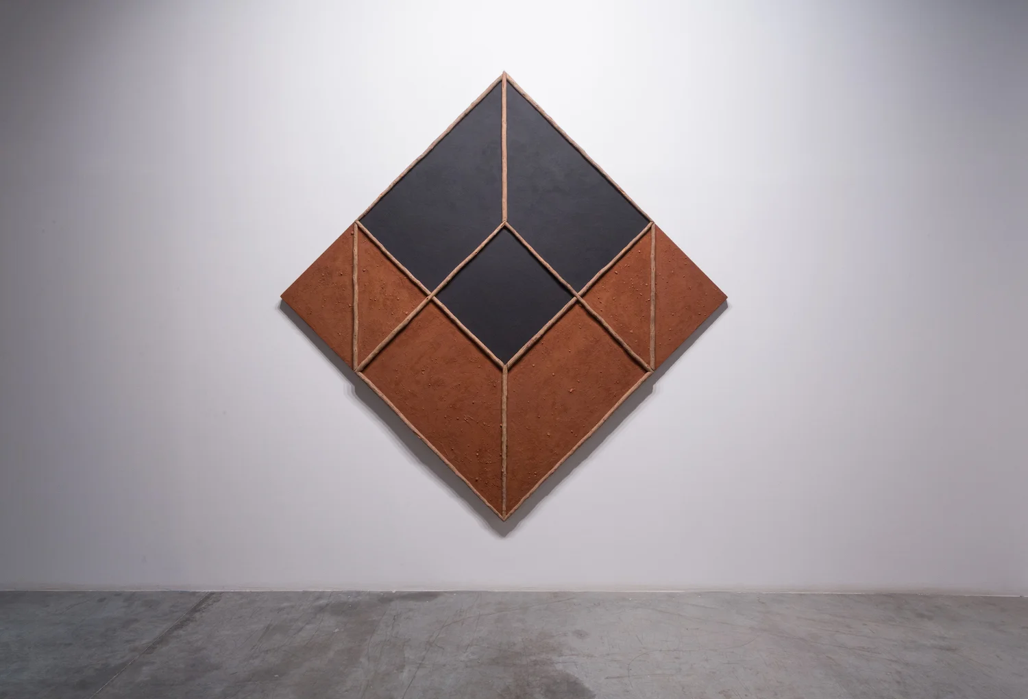 Empty Cube 1985 Wood, earth, sand, black iron oxide 274 x 274 cm