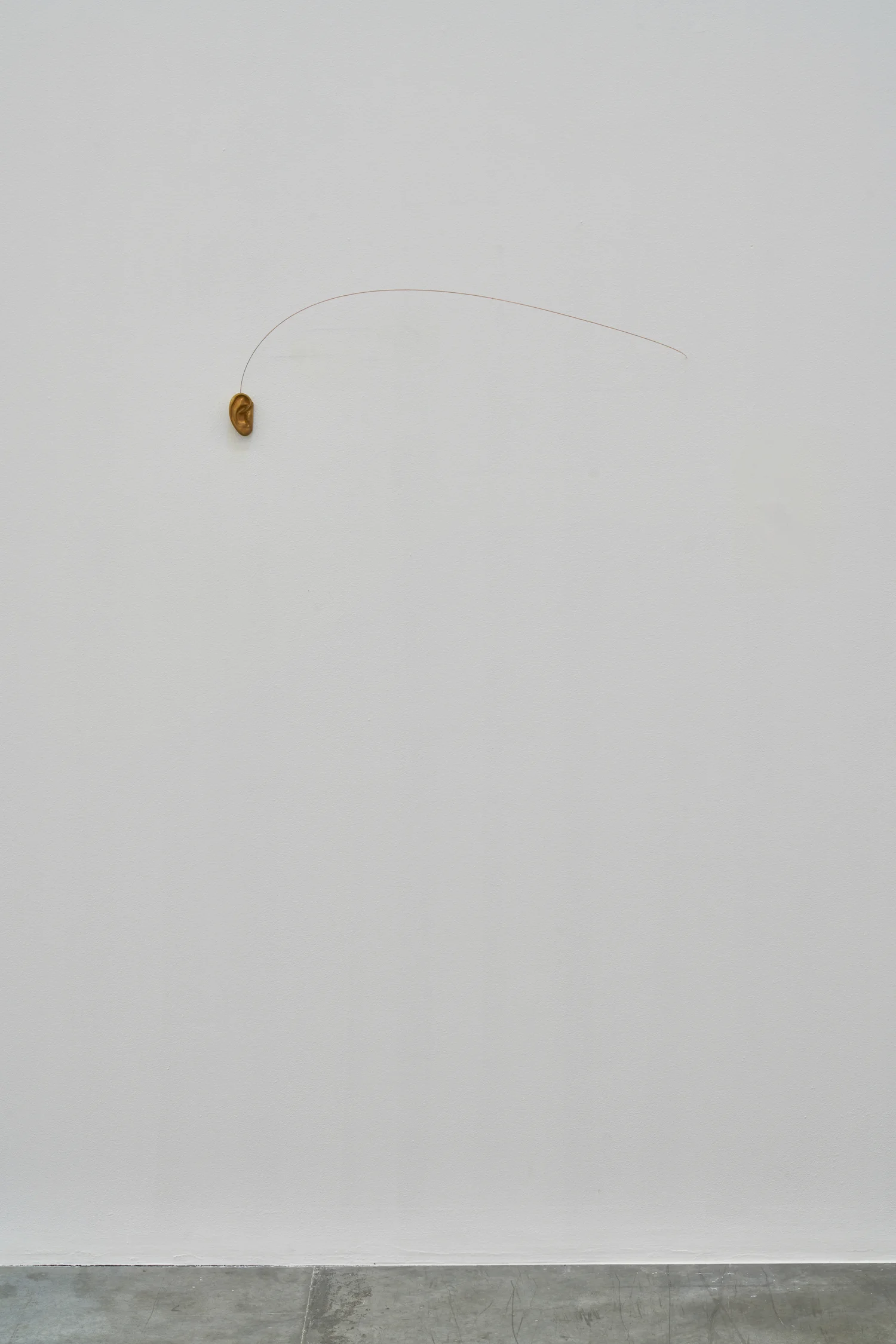 It arises not from any cause, but from the cooperation of many (left) 2018 Bronze, copper and stainless steel, 50 x 60 x 33 cm