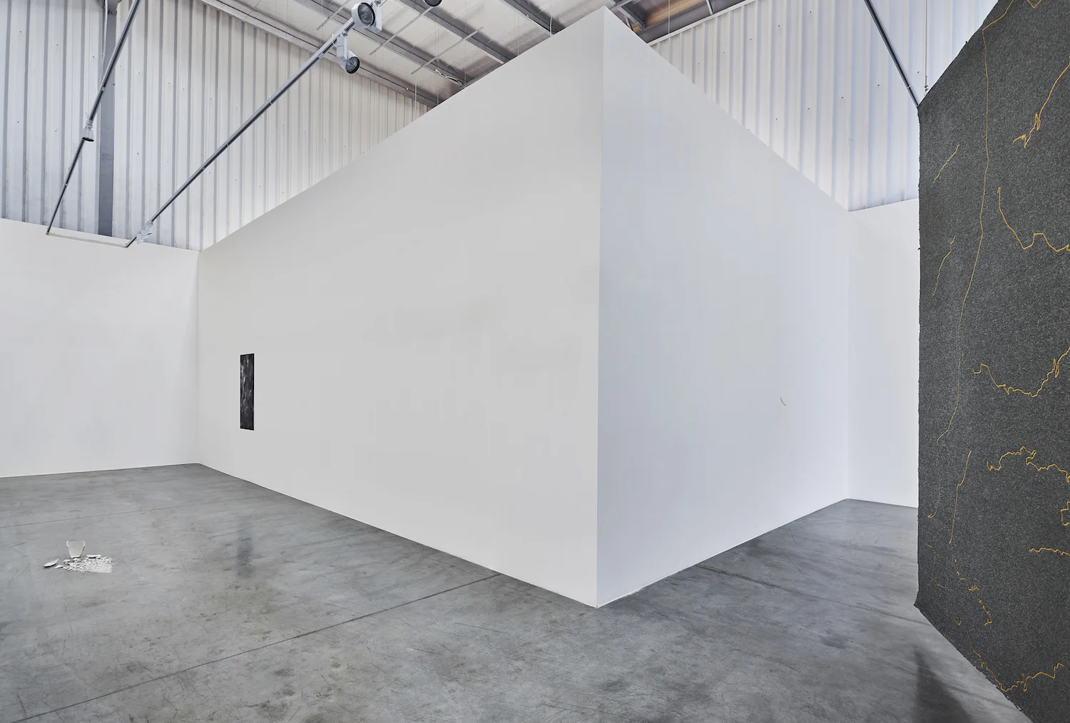 Installation view | The Encounter of the First and Last Particles of Dust