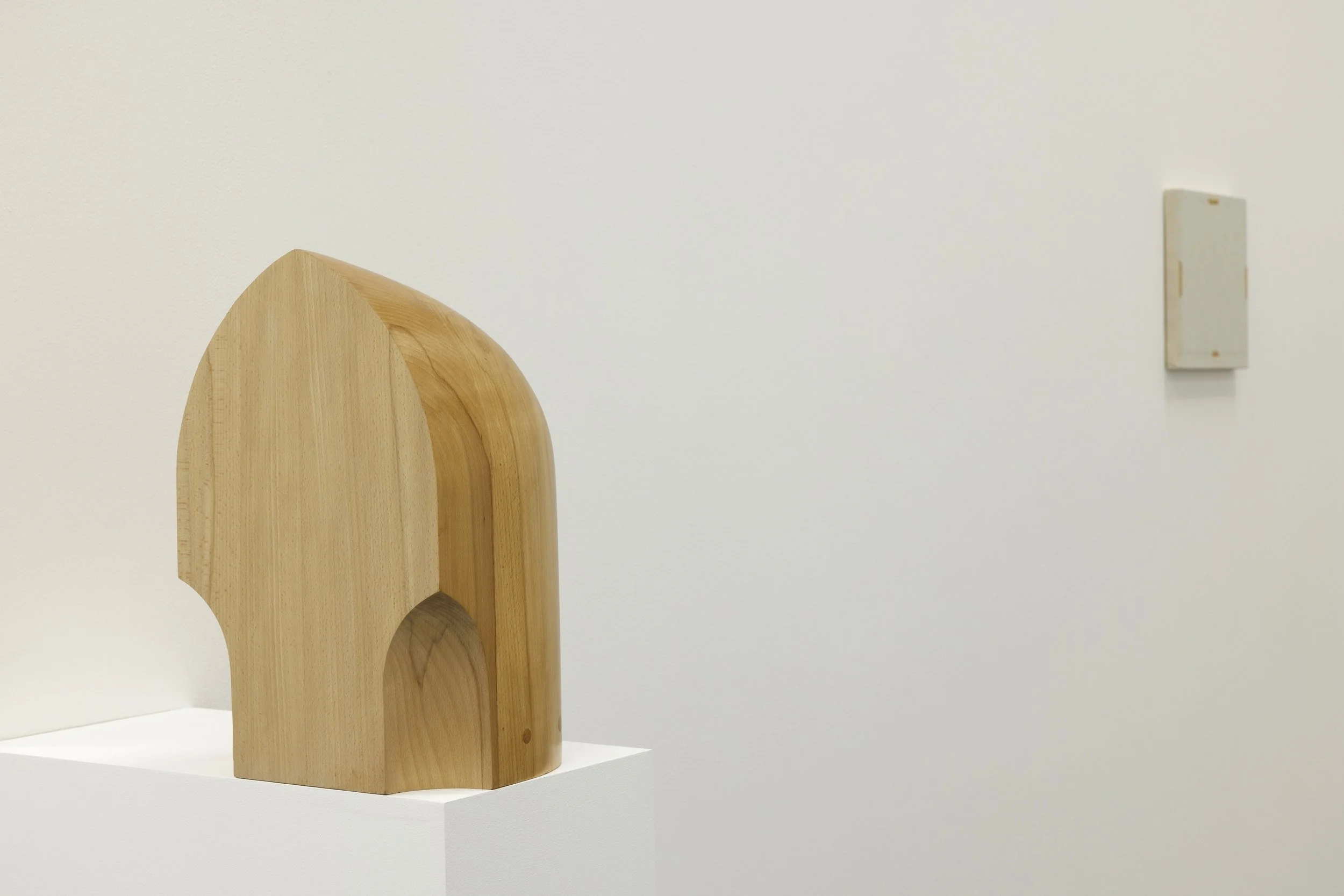  Bastion, 2024, beech, 46 x 30 x 26 cm   Image courtesy of the artist and Grey Noise. Photo by: Daniella Baptista  