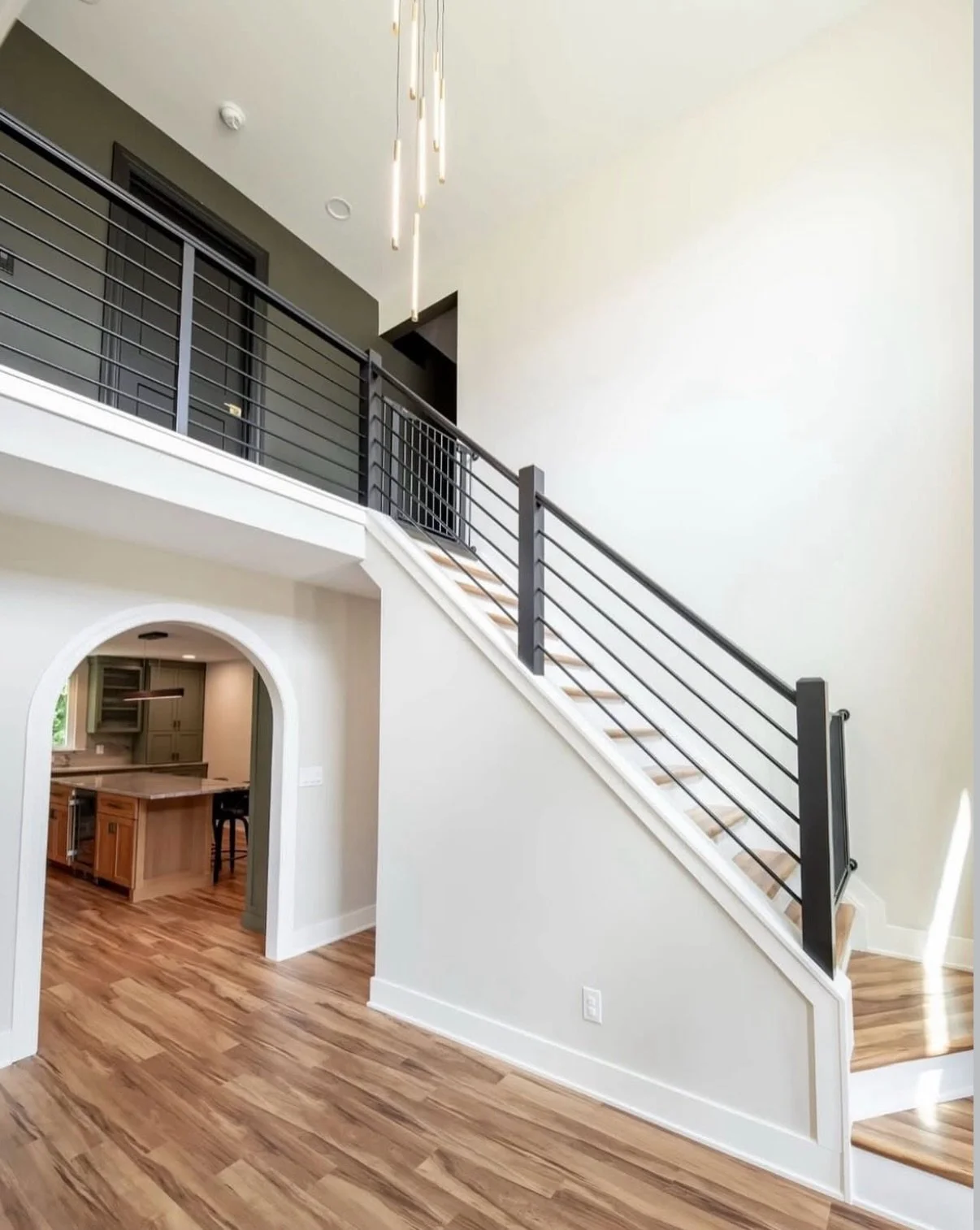 We can&rsquo;t get enough of the arches in our Strongsville renovation project 😍 

✨ Are you thinking of starting a custom renovation or addition? Visit mancusohomes.com for more info! 

#renovation #renovations #remodel #remodeling #customrenovatio