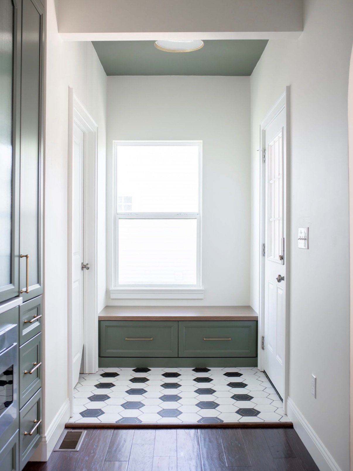 Some projects are just too good not to revisit ☘️ Bringing back this green renovation in the spirit of St. Patty&rsquo;s Day 💚

Thinking of renovating or building an addition? Visit mancusohomes.com 

#customrenovation #stpattys #saintpattysday #gre