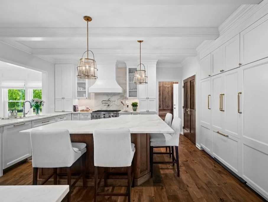 Loving our Avon traditional kitchen renovation project&mdash; we can&rsquo;t get enough of this bright &amp; functional space 🏡 If you could have anything in your kitchen, what would it be? 🤔

Ready to start your renovation or addition project?  Vi