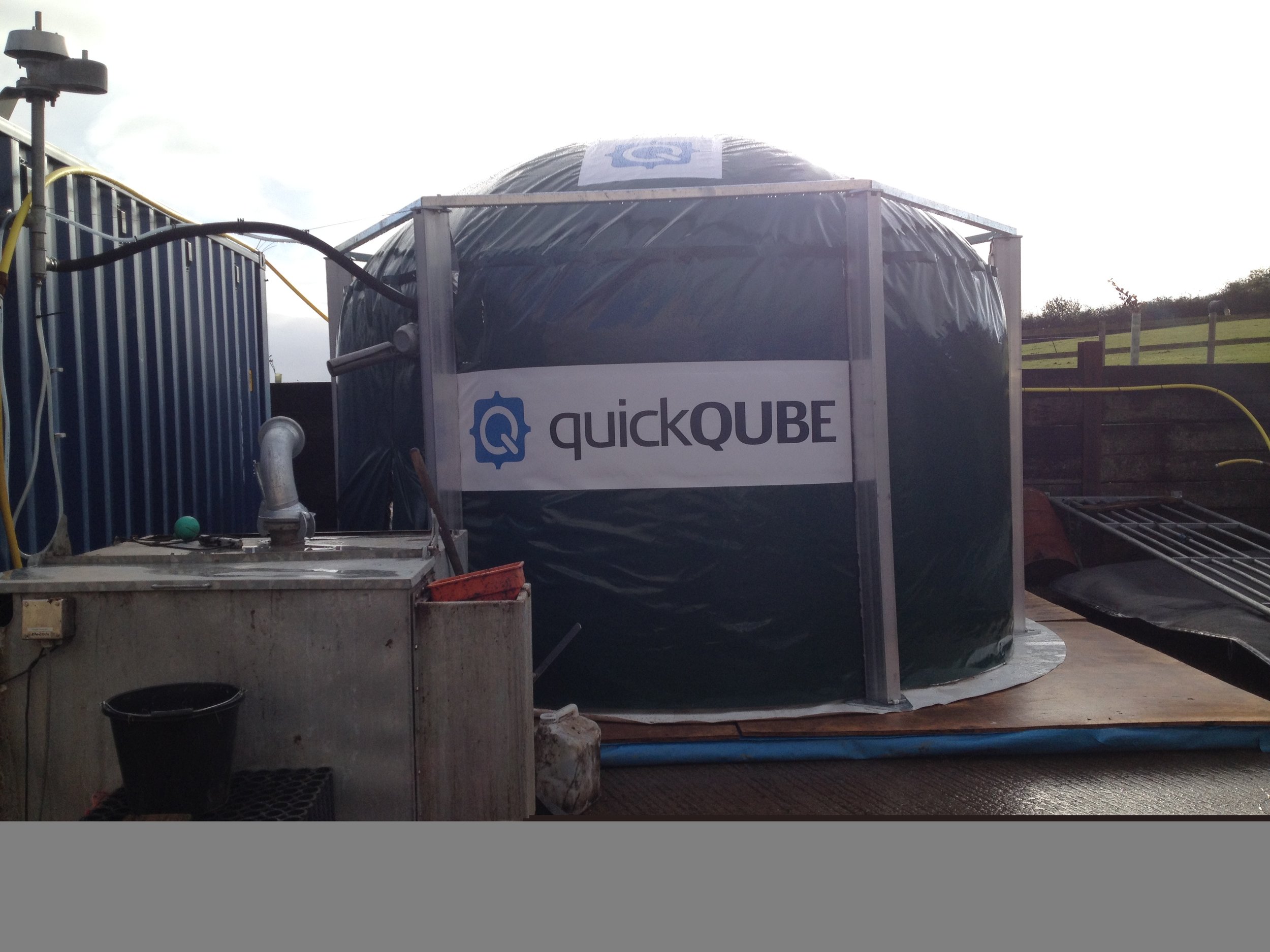 quickQUBE