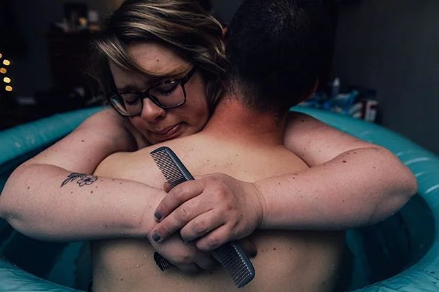 248 Likes, 13 Comments - Fox Valley Birth And Baby (@foxvalleybirthandbaby) on Instagram: “Did you know a comb can be used during labor?! And no its not for your hair.  When gripped in your…” #birthphotography #birthphotographer #birth #birthisbeautiful #doula #birthstory #doulalife #doula #birthdoula #lovewhatyoudo #childbirth #torontodoula #durhamregion #birthbecomesher #birthwithoutfear #doulaservices #maternalsupport  #birthnerd #informedchoices #oxytocinhigh #wombwarrior #pregnancy #unmedicatedbirth #waterbirth #waterbirthbaby #birthboundphotographer #thebirthhour #empoweredbirthproject