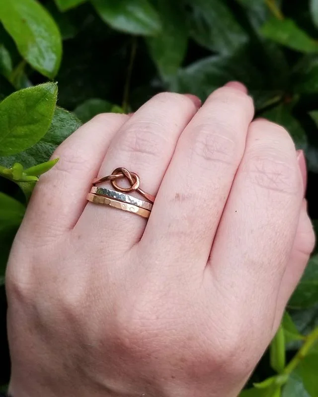 Wearing some stacking rings I made a while back (plus a few raindrops)
.
.
.
#jewelrymaking #metalsmith #inspiration #stackingrings #silversmithing #soldering #ringmaking #shoplocal #slowfashion #boho  #witchy #witchesofinstagram #ootd #folkart #crys