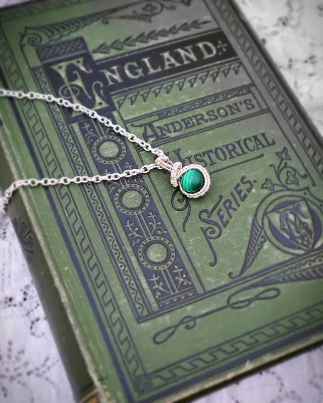 Did you know that ground malachite was used in ancient Egypt as sacred eye makeup known as Udju? It was believed to bring protection from the goddess Hathor, who was also known as the "Lady of Malachite." While practical for reducing glare and acting