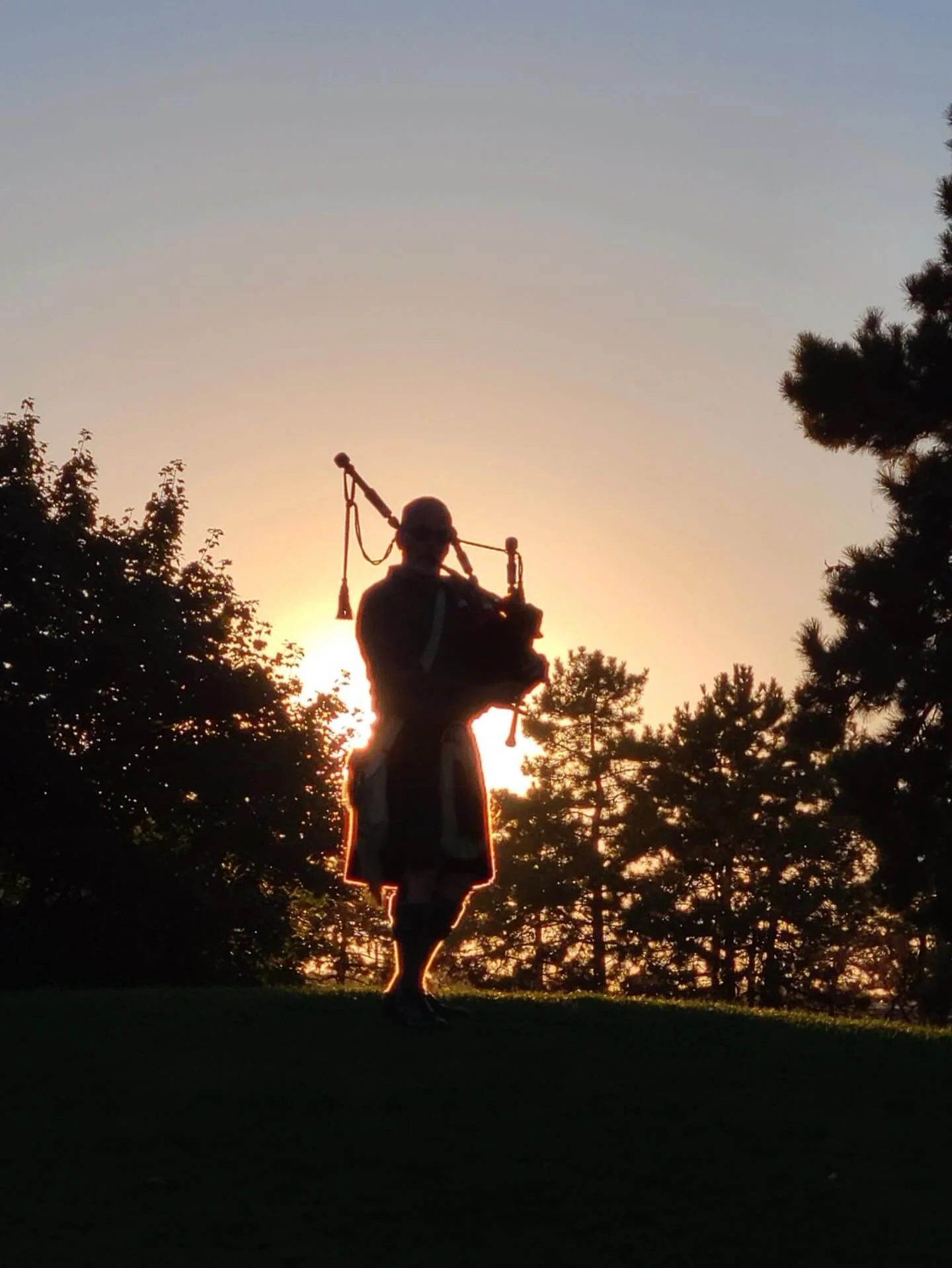 Happiest of birthdays to our living historian, the original Piper on the Square, and a one-of-kind mentor to all&hellip;Paul &ldquo;Uncle Paulie&rdquo; Greinke!

Meal do naidheachd!!