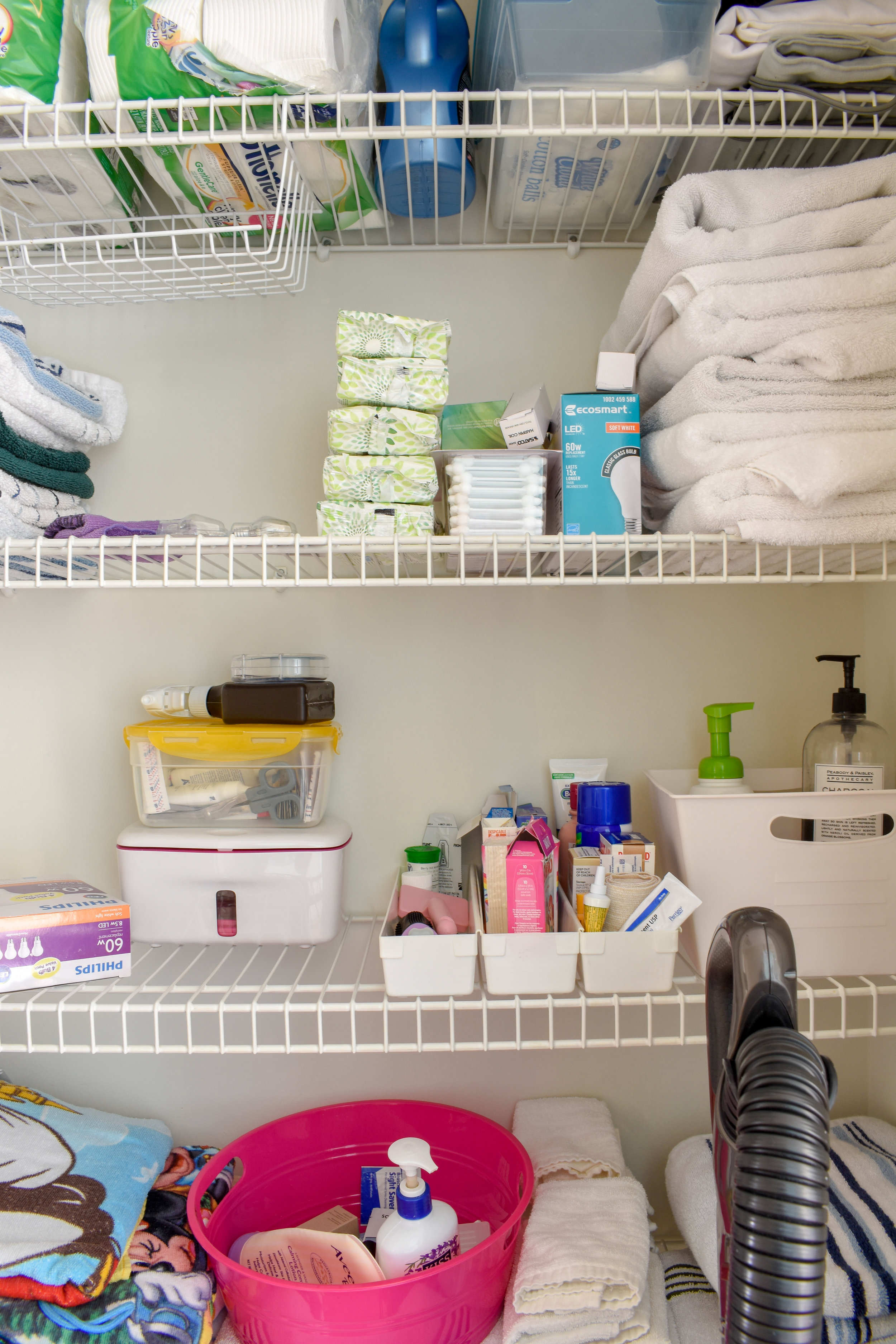 Bathroom Organizing DIY: How To Easily Double The Storage Capacity Under Your Sink For Cheap #organization #diyhacks #bathroomstorage #organizeit #springcleaning