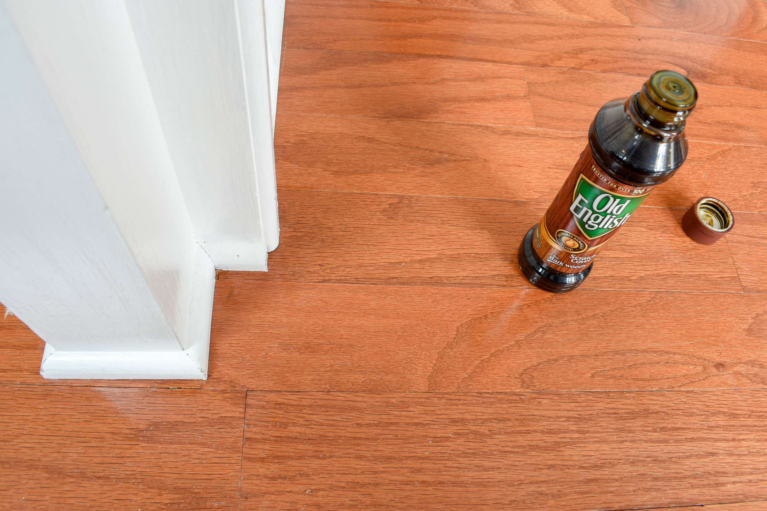 quick method for hardwood flooring repairs and polishing