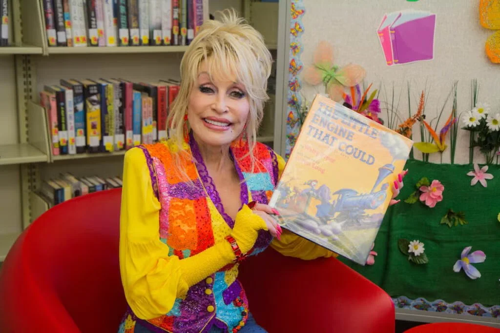 Red Hook sets 9/25 as Dolly Parton’s Imagination Library goal