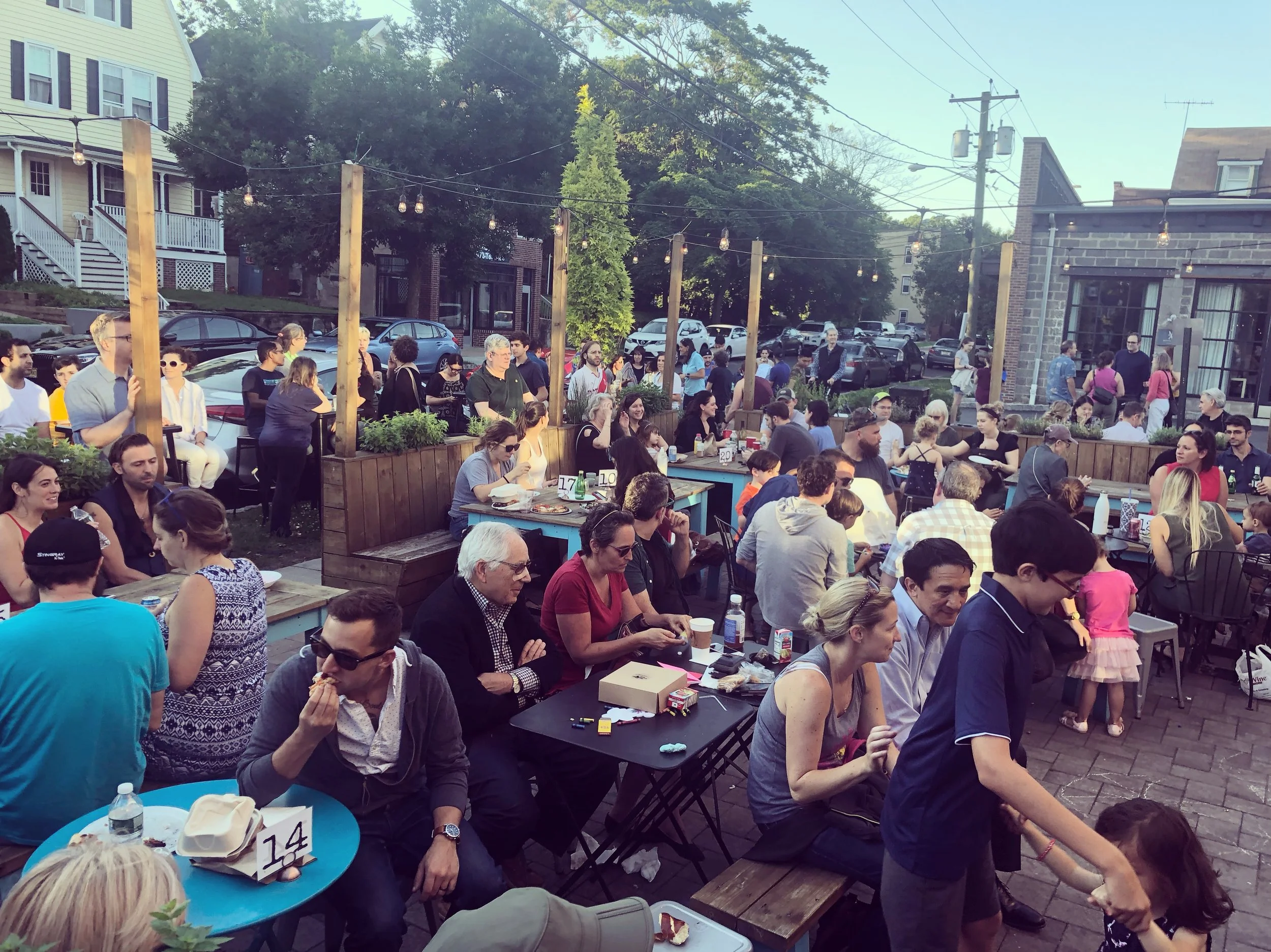 Friday Night Pizza &amp; Music @ Montclair Bread Co.