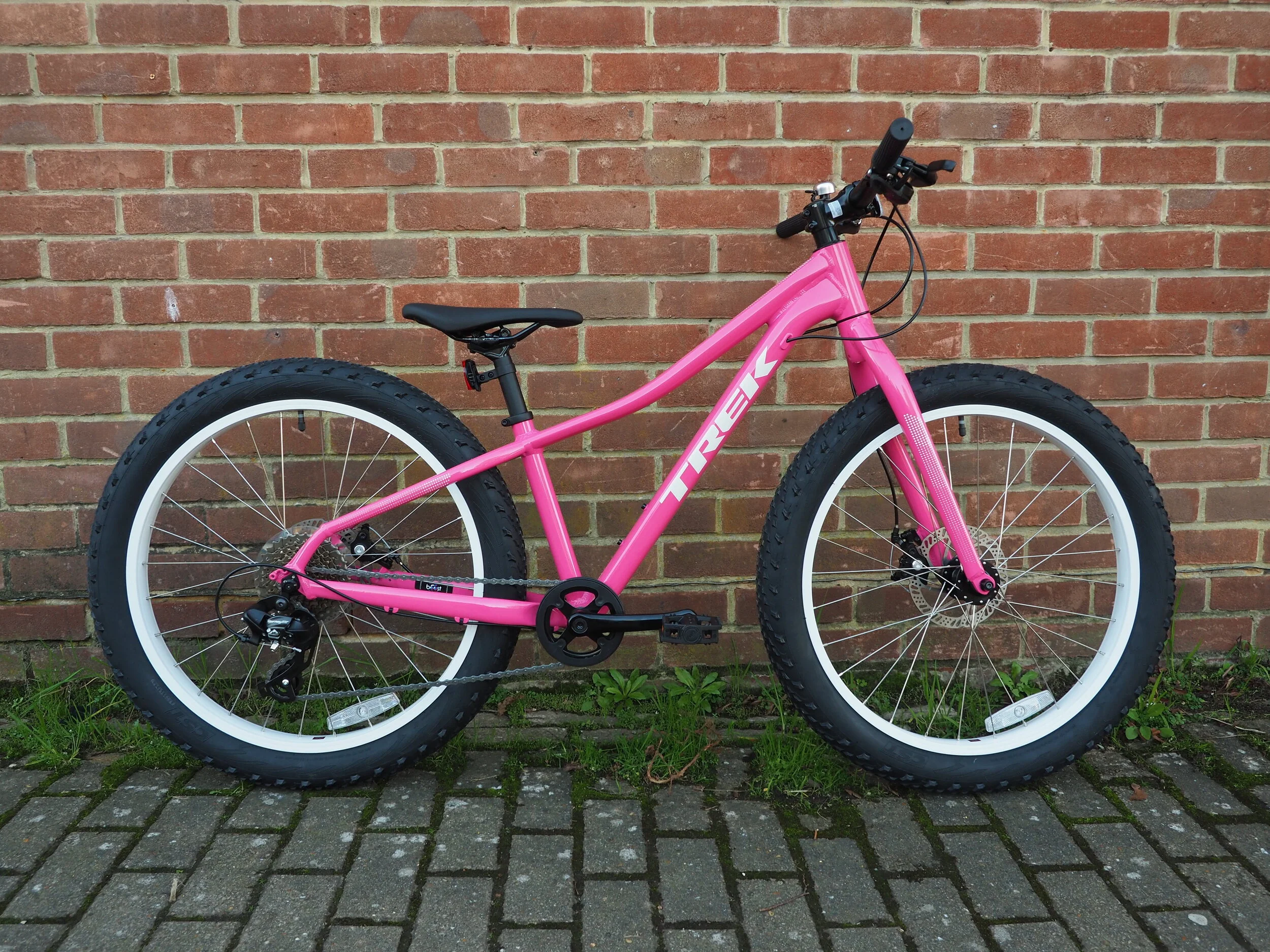 trek marlin 5 women's matte trek black 2019