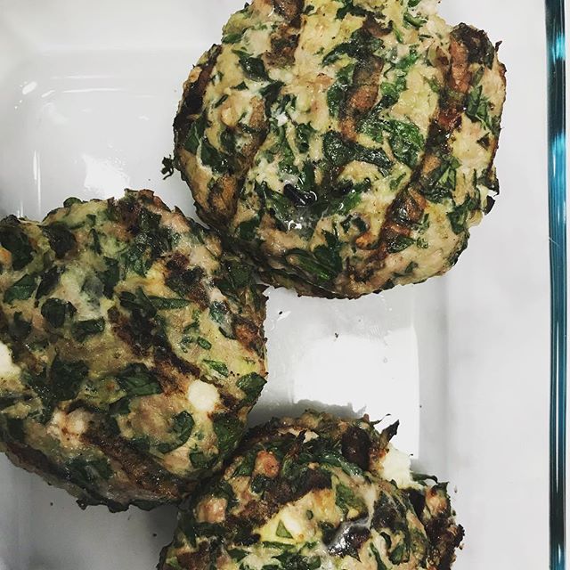 Spinach burgers with turkey, feta and lemon zest. #veggiesfirst #privatechef