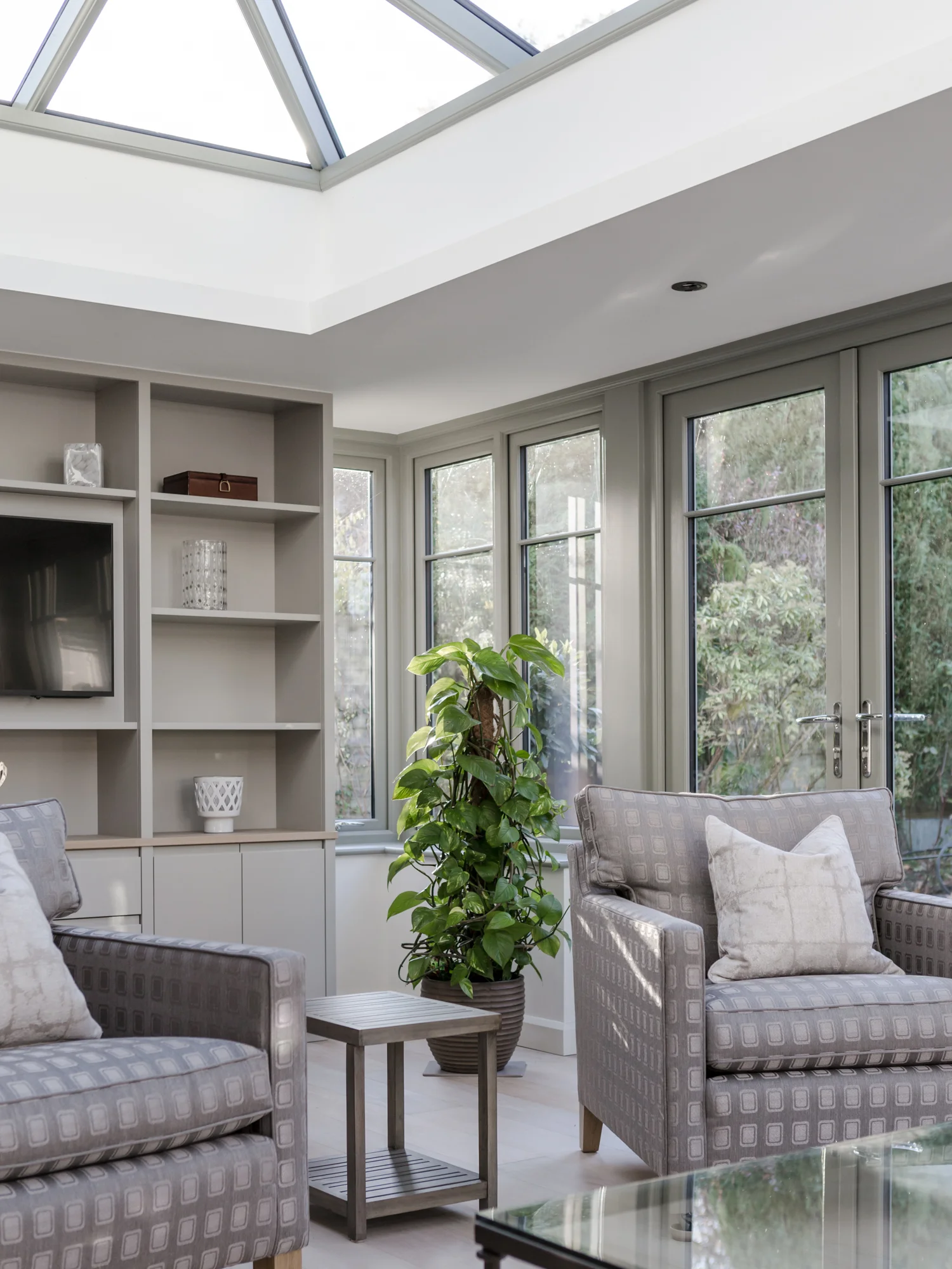 Fabric - 43 Woodside Way - LR-1.jpg