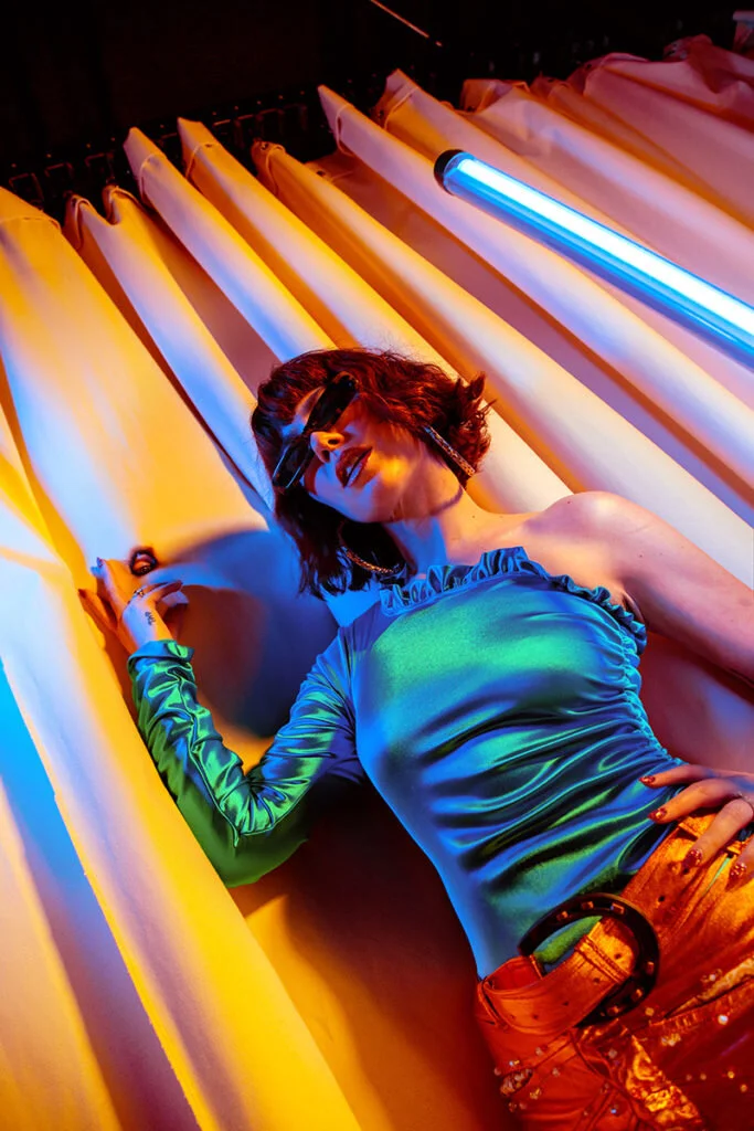 hannah-hooper-grouplove-galore-03-683x1024.jpg
