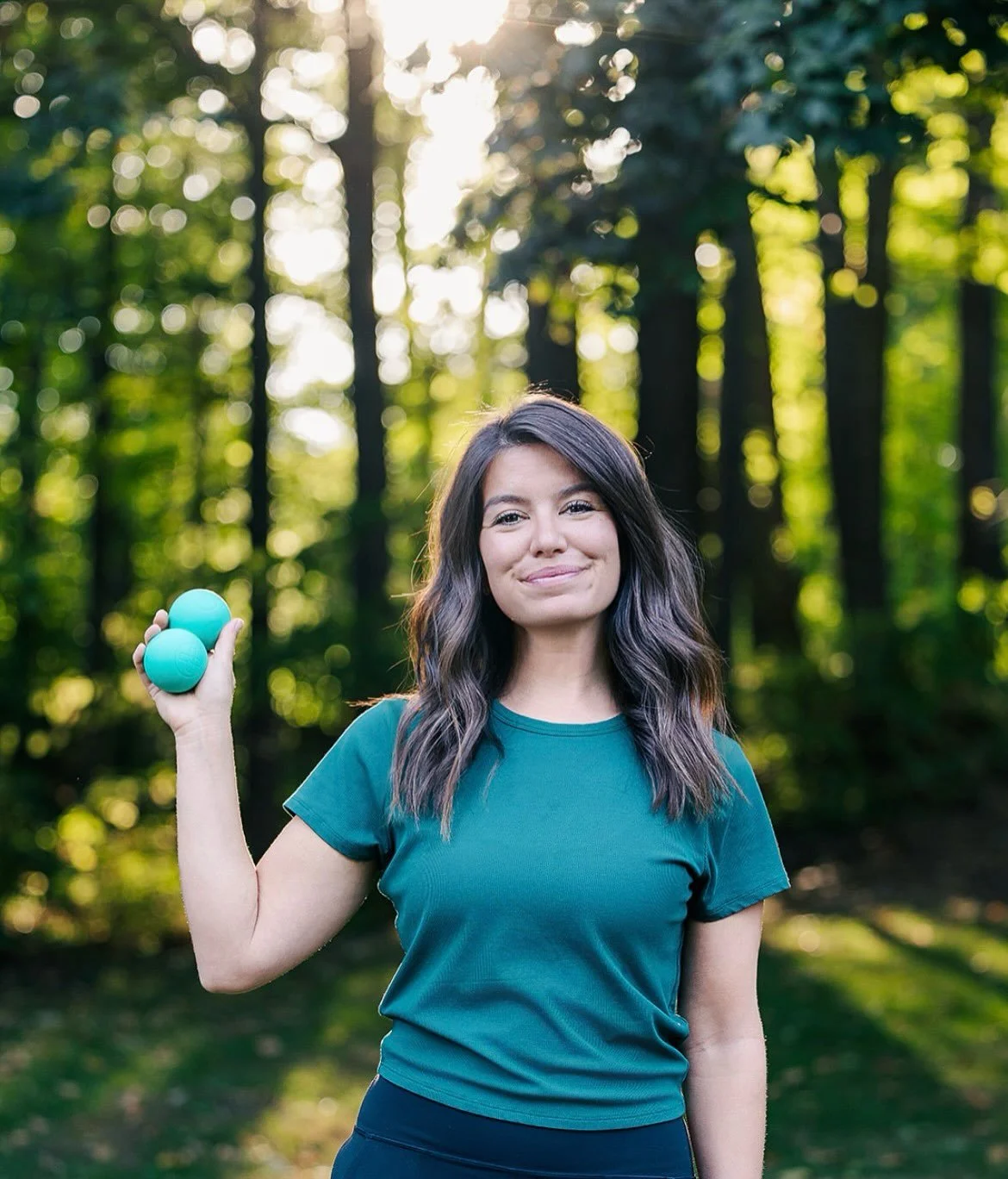 🟢 MYOFASCIAL RELEASE 🟢

Join Darcie this Sunday, 9/27, for a workshop to release your muscles and fascia. 🕸️

Fascia links everything inside of you together - from muscles, to connective tissue to organs. 🫀

This class combines elements of yoga a