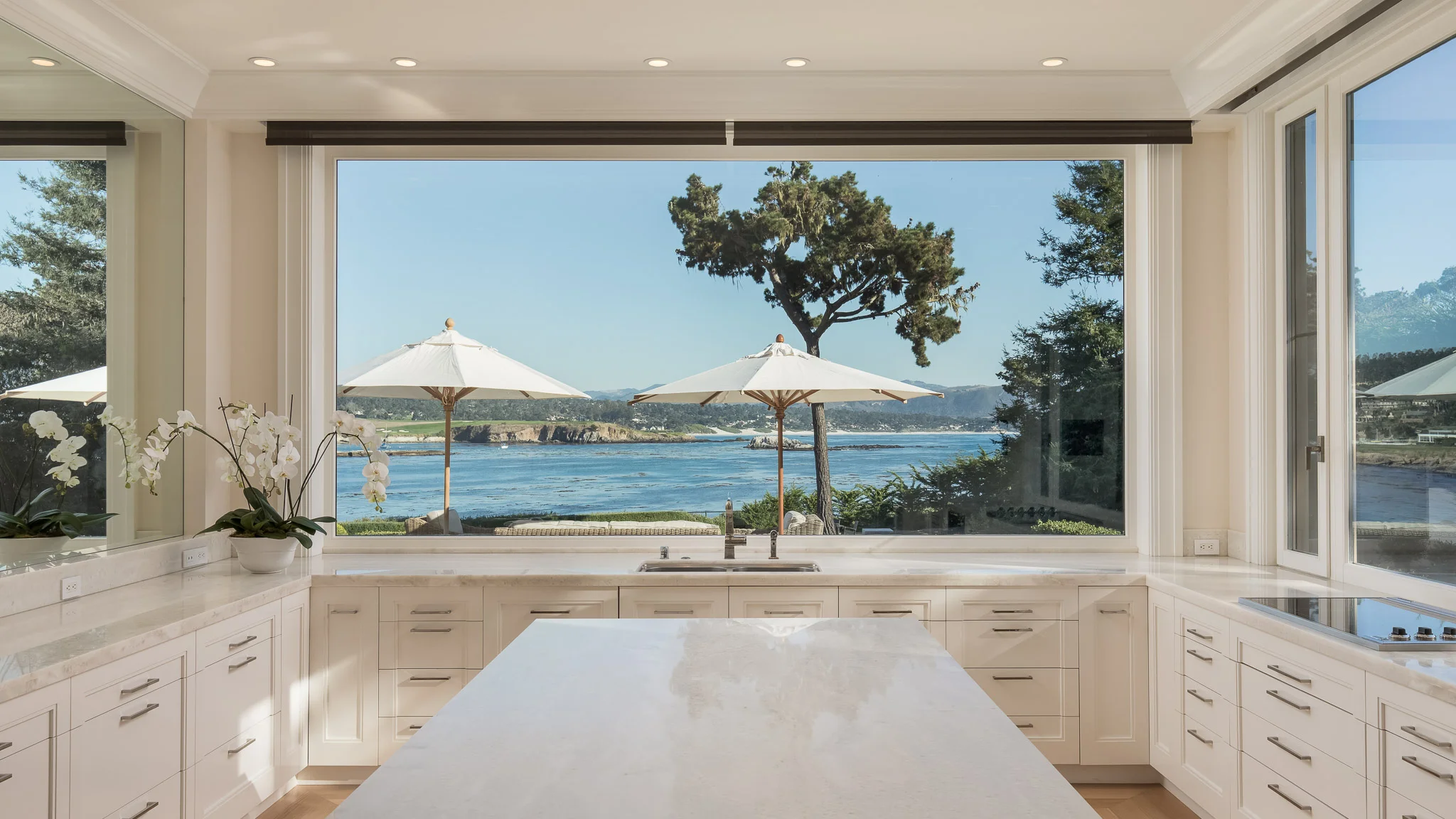 10-1476 Cypress Dr-Kitchen.jpg