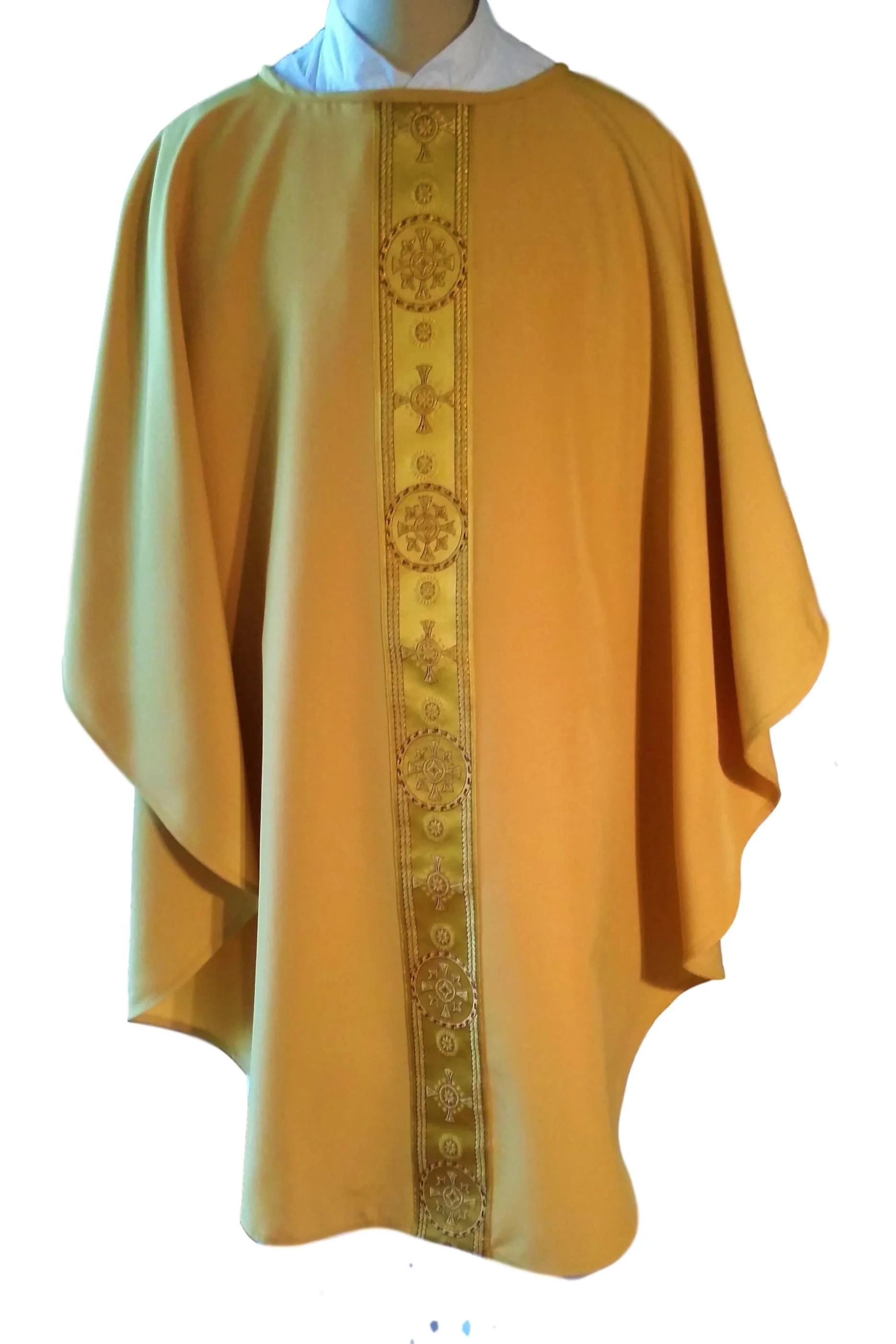 goldchasubleburgcross2.jpeg