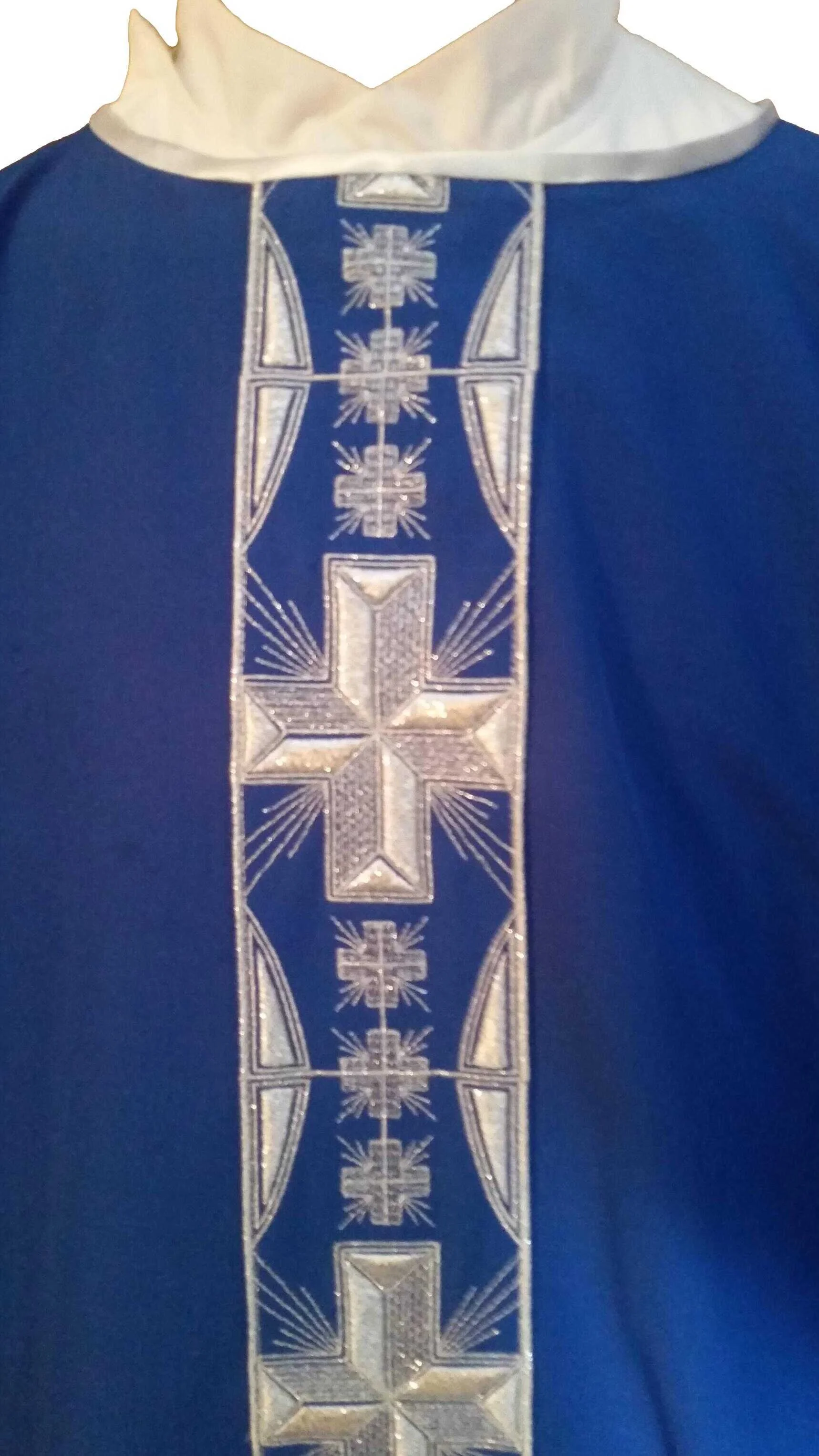 n-adventbluechasublebandinga.jpeg