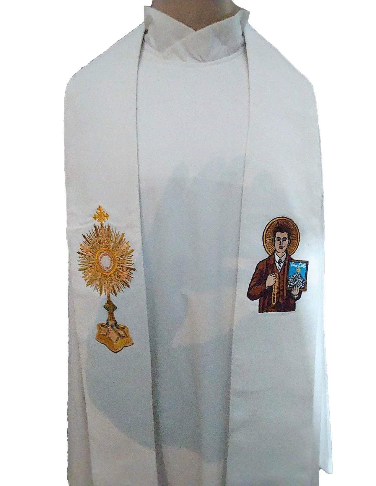 frassatis stole top.jpeg