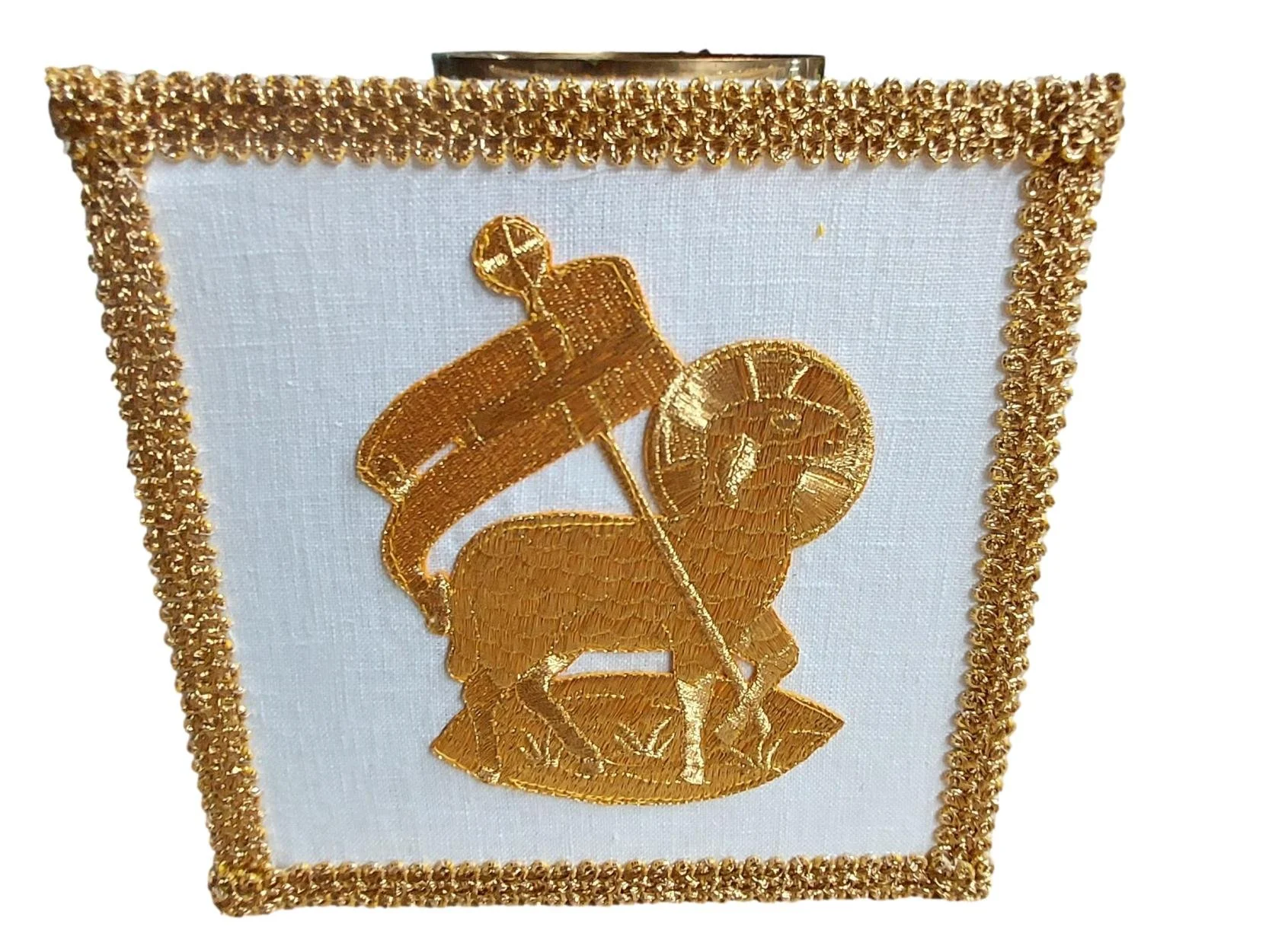 metallicgoldlamb chalice pall.jpeg