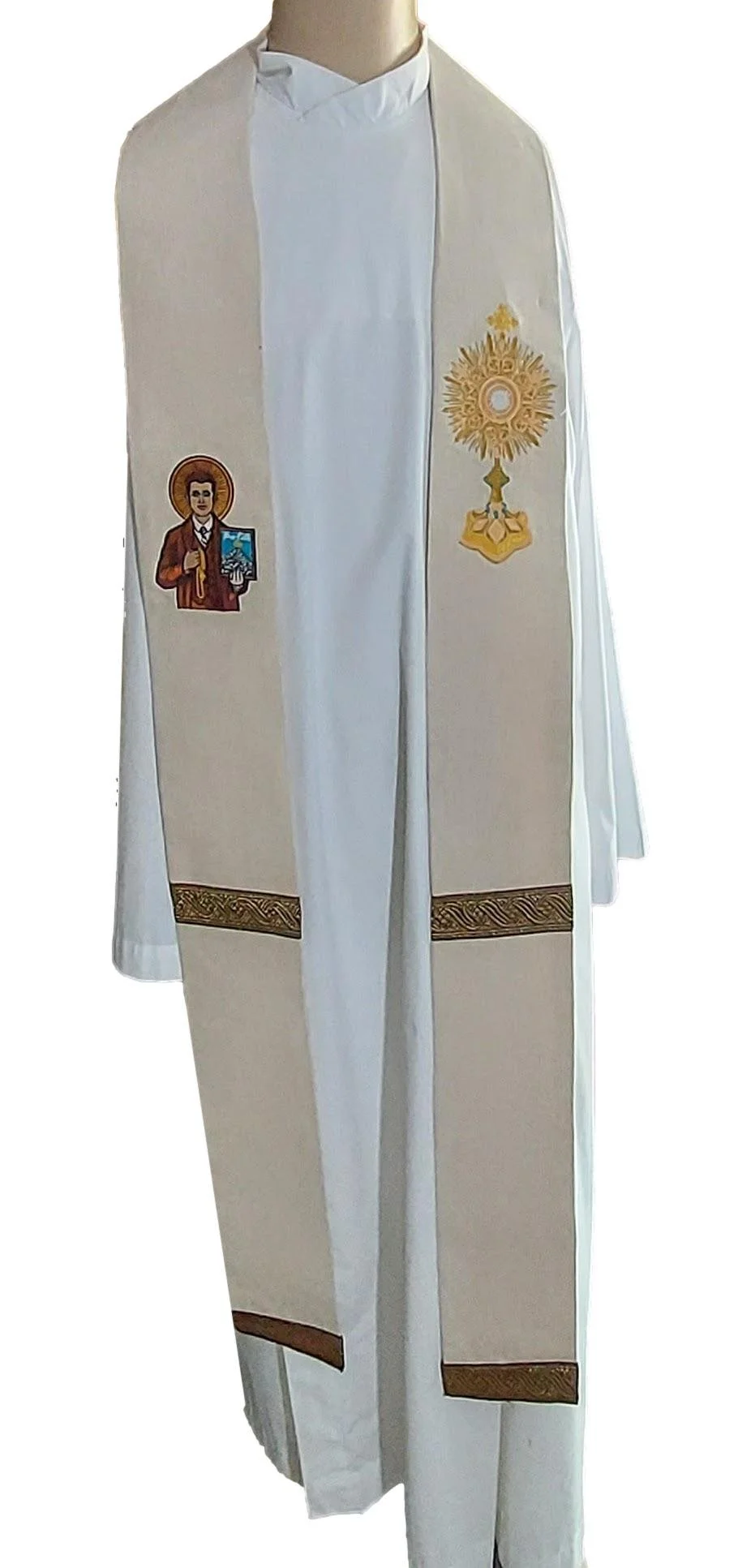 frassati stole whole.jpeg