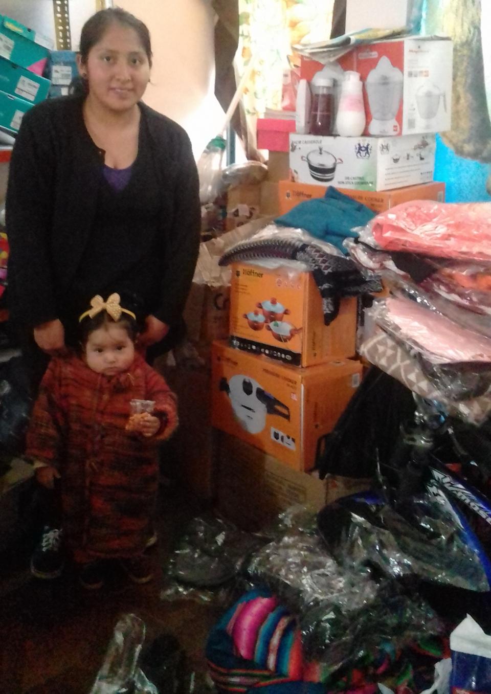 Miriam and her daughter - GummiBand Traceless Hair Cords