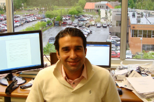 Economist estimates Dunleavy budget would eliminate 12,800 Alaska jobs