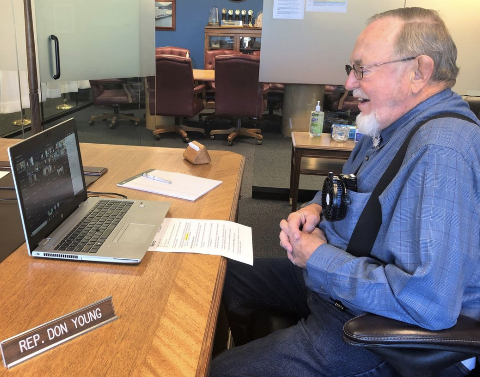 Don Young brags about having never used a computer; Alaska news organizations don't report it