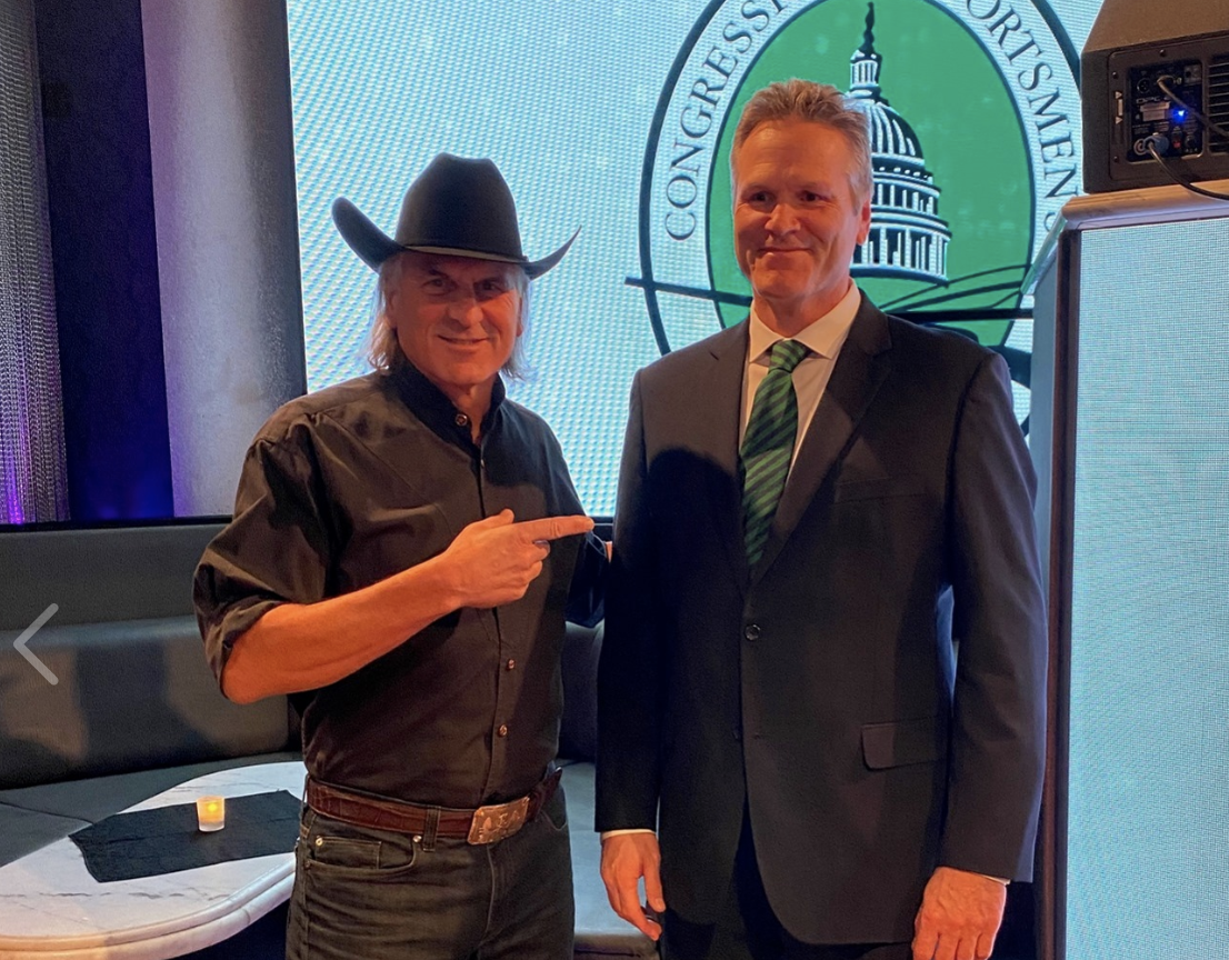 Columnist fantasizes about Dunleavy as 'tall, winning gunslinger,' hero of fiscal conservatism