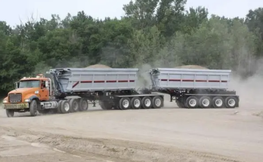 Kinross greenlights Interior Alaska mine trucking plan, while state slow rolls transportation analysis