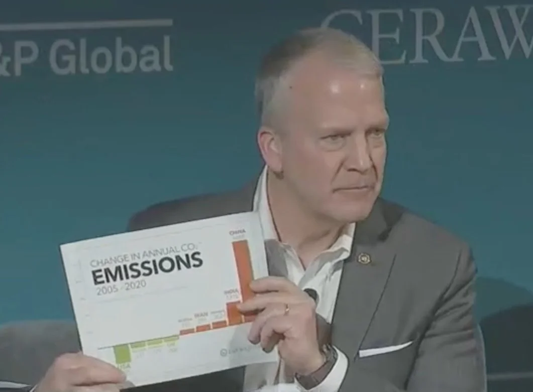 Sullivan seeks to recruit right-wing judge candidates, ignoring Alaska lawyers who applied