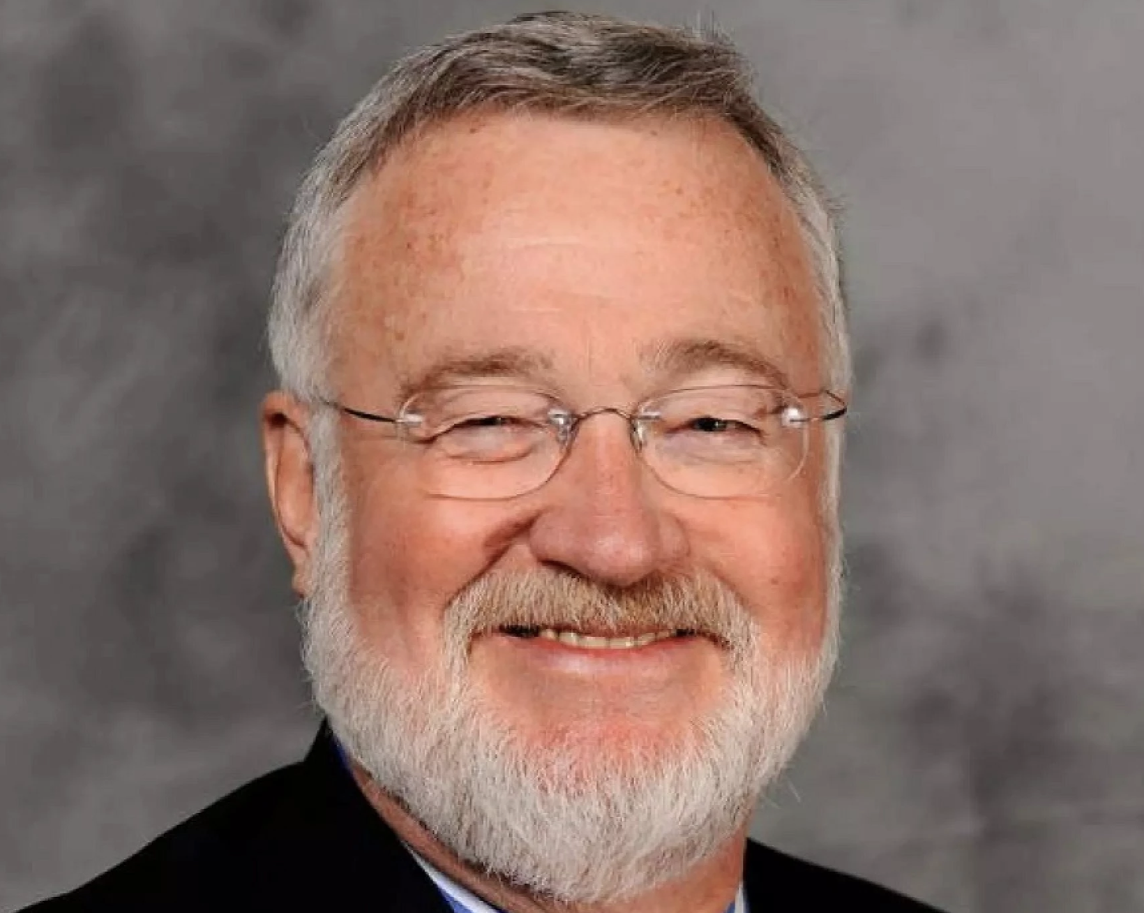 Sen . Gary Stevens misses the point on state salary subterfuge, appears ready to block legislative vote