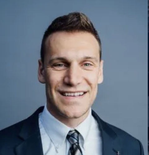 Sullivan takes umbrage when Dunbar asks if he would ever say no to Trump