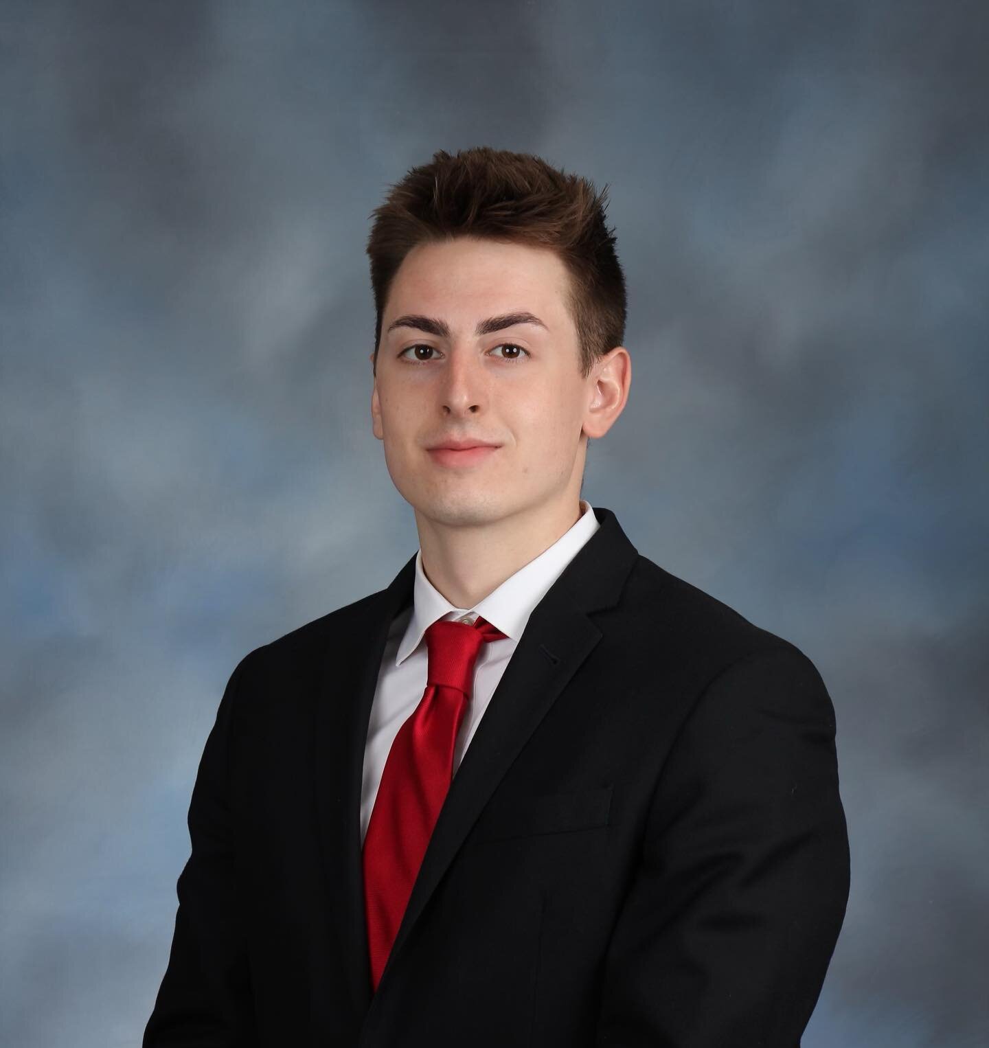 Introducing our VP of Conduct, Robby Lamport in this weeks #spotlightsunday . Robby is a Junior majoring in Finance with plans to pursue a career in commercial real estate or financial analytics! In his free time he enjoys brotherhood, physical activ