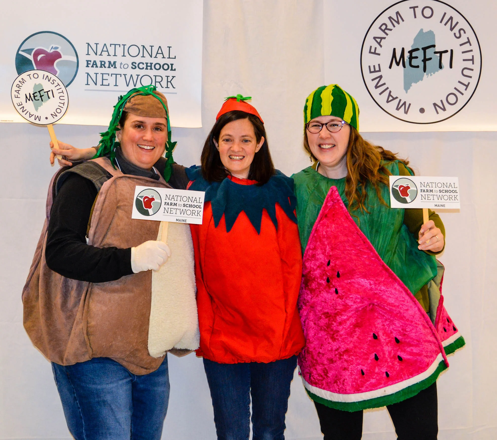 MEFTISummit2018_VinaKaitlin&?Costumes_Feb2018.jpg